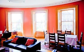 Epicurean Clerk Apartment